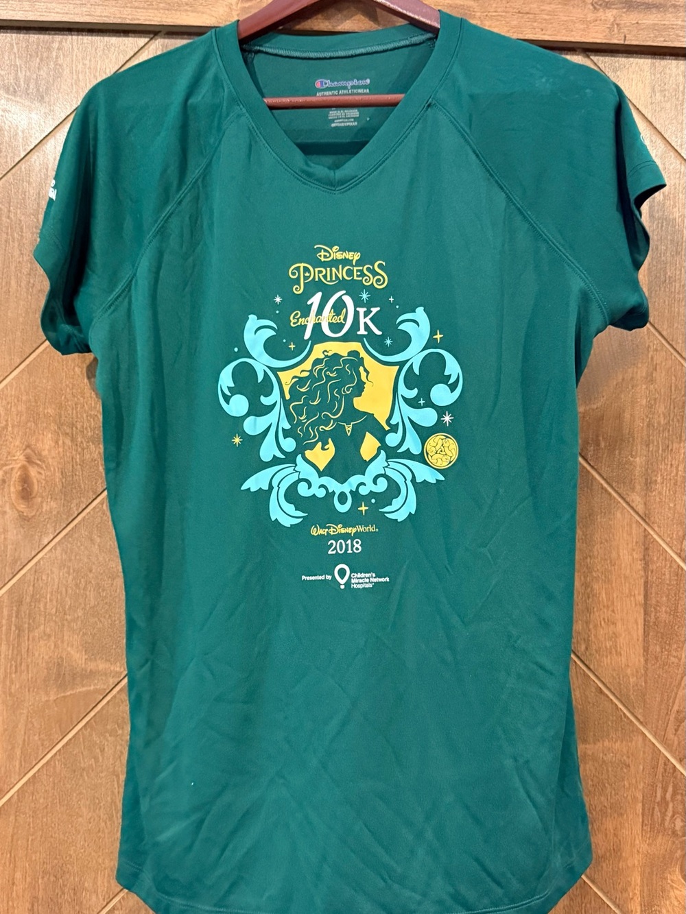 RunDisney 2018 Princess 10K women’s athletic Running Tee - Brave (Merida)